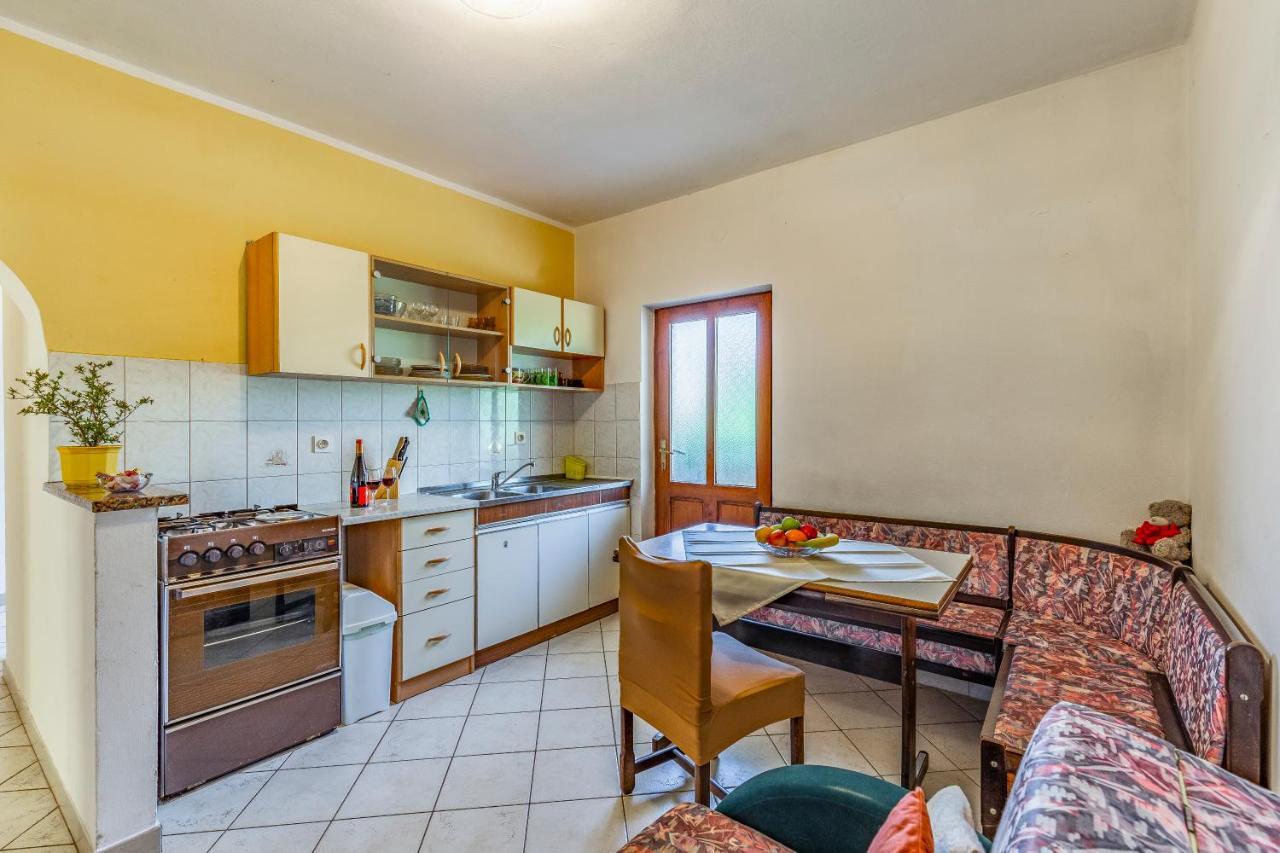 Apartment Lorencin Milka Medulin Exterior photo